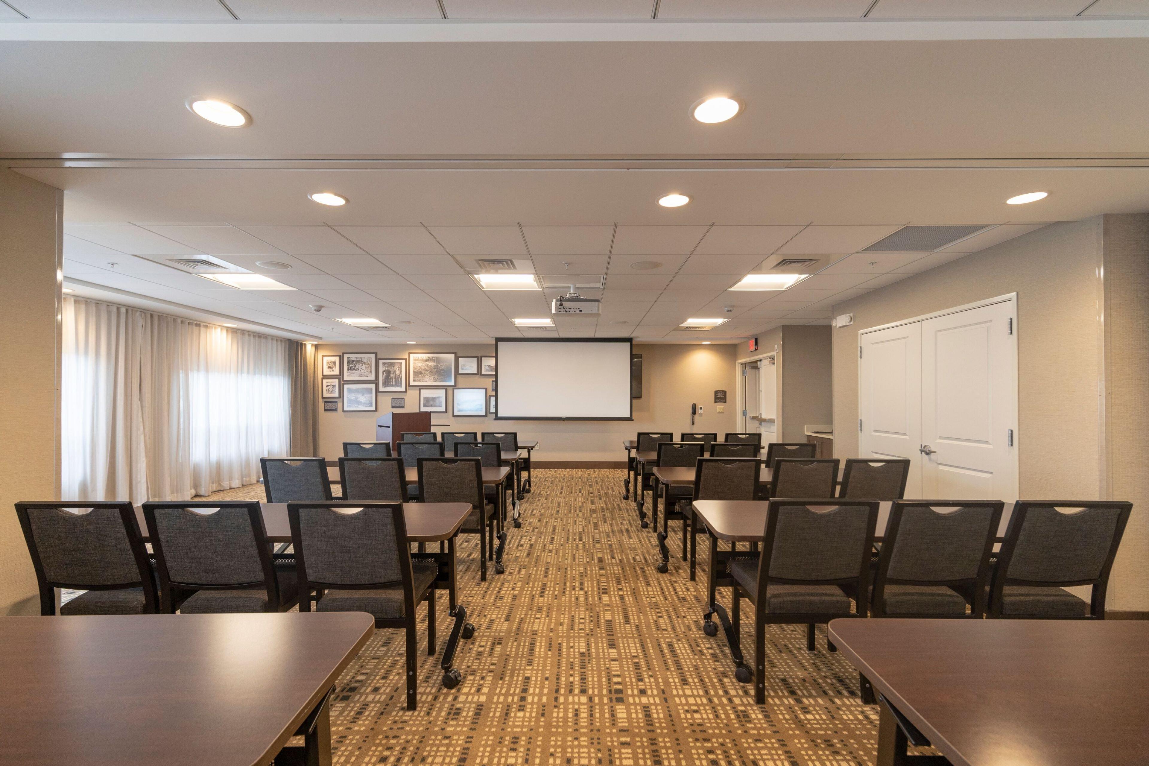 Staybridge Suites Marquette By Ihg Eksteriør bilde