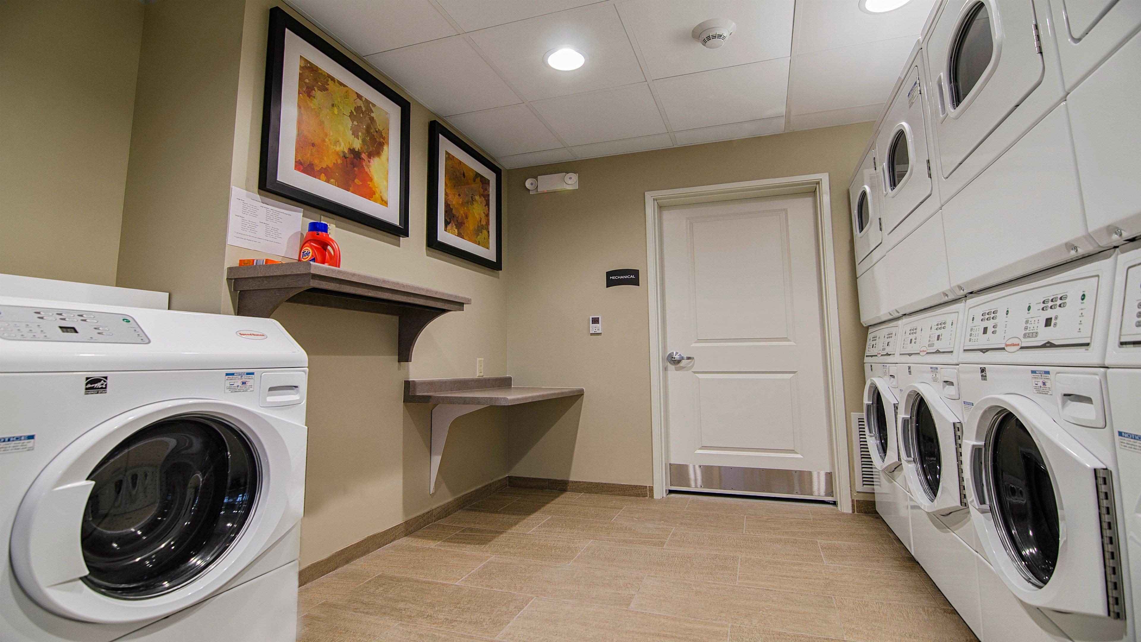 Staybridge Suites Marquette By Ihg Eksteriør bilde