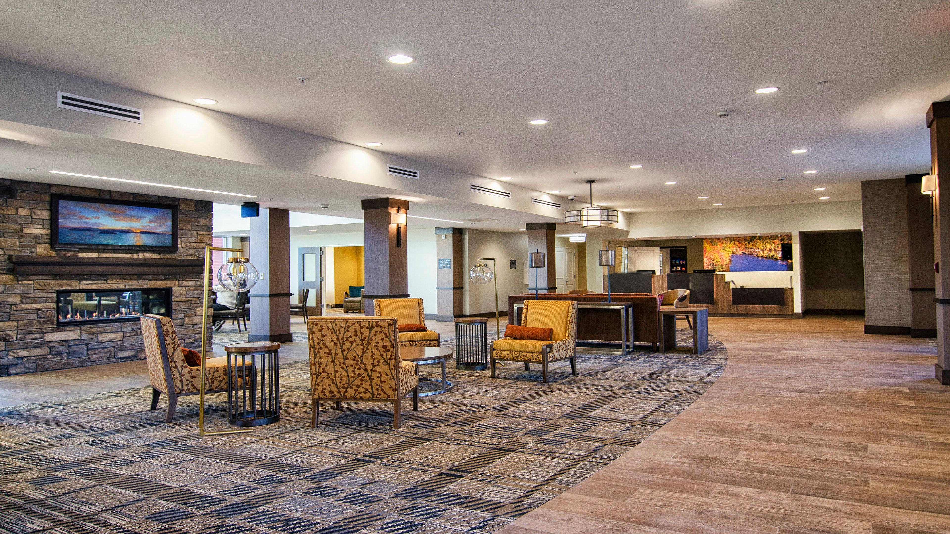 Staybridge Suites Marquette By Ihg Eksteriør bilde