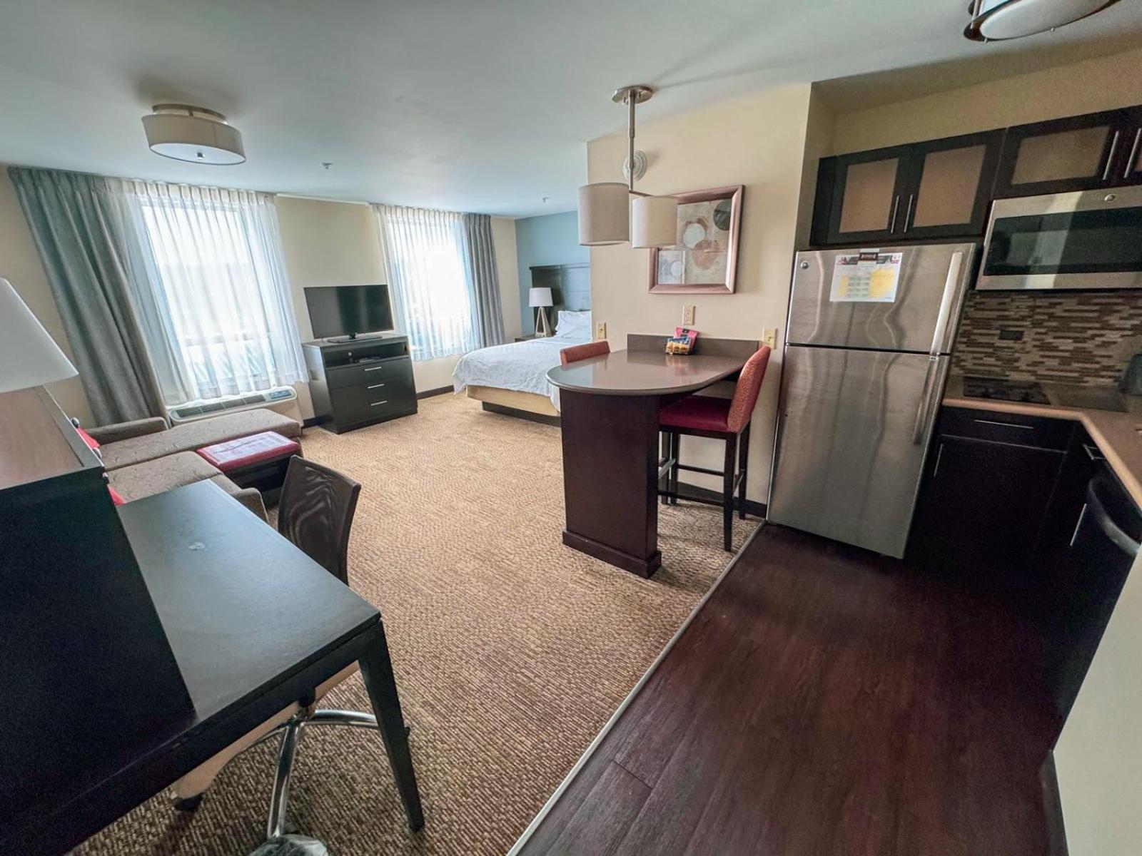 Staybridge Suites Marquette By Ihg Eksteriør bilde